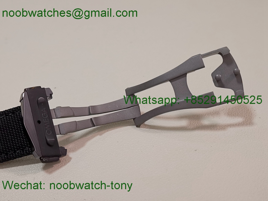 Replica OMEGA Speedmaster Dark Side of The Moon Black Ceramic N1F 1:1 Best SuperClone Nylon 9300