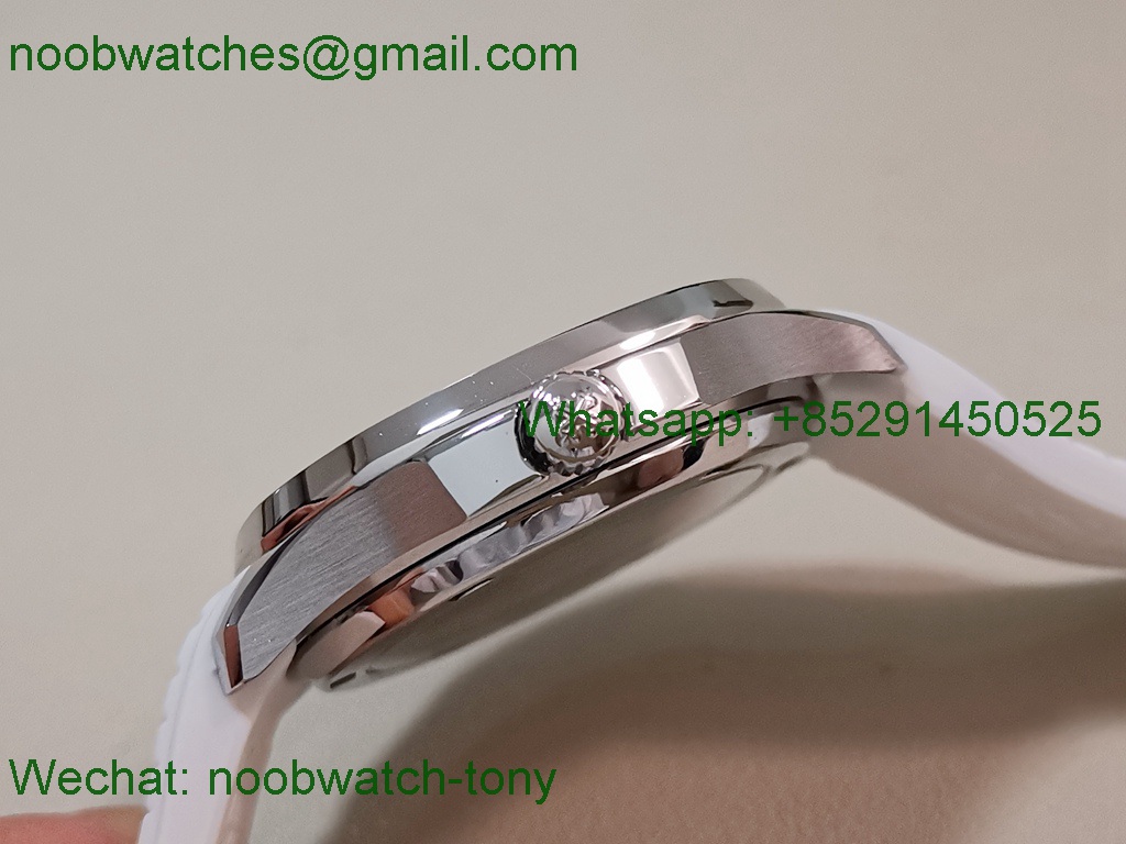 Replica Patek Philippe Aquanaut 5267 38.8mm White Dial Diamond Bezel PPF Best SuperClone Swiss Quartz