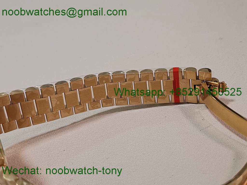 Replica Rolex DateJust 31mm Yellow Gold GSF Best MOP Mother of Pearl Dial Diamond Bezel A2824