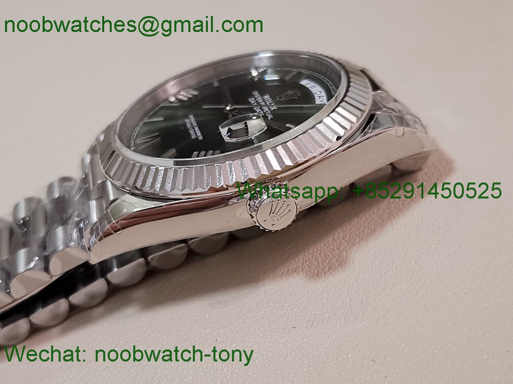 Replica Rolex DayDate 40mm 228239 VSF 1:1 Best SuperClone Green Roman Dial President Bracelet VS3255 V2