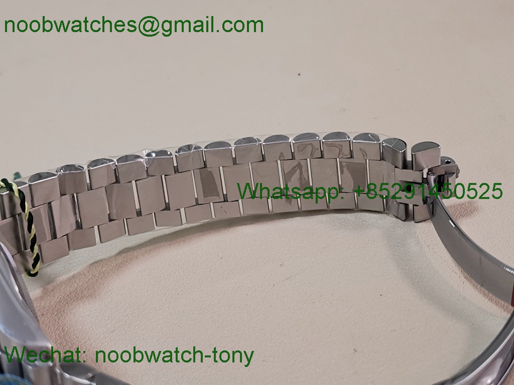 Replica Rolex DayDate 40mm CBDF 1:1 Best SuperClone Ice Blue Roma Dial Diamond Bezel VR3255 Heavy Gain Weight 210g 