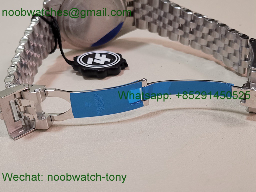 Replica TUDOR Black Bay 41mm ZF 1:1 Best SuperClone Black Dial SS Bracelet A2824