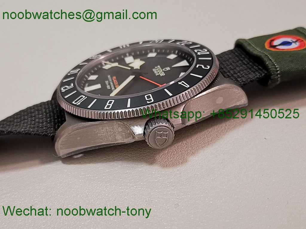 Replica TUDOR Pelagos M2542G247NU-0002 Titanium B12 1:1 Best SuperClone Black Dial Nylon Strap